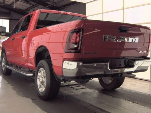 Used 2026 RAM 2500 Big Horn AWD/4WD image 6
