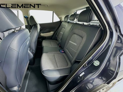 Certified 2026 Hyundai Venue SEL FWD image 32