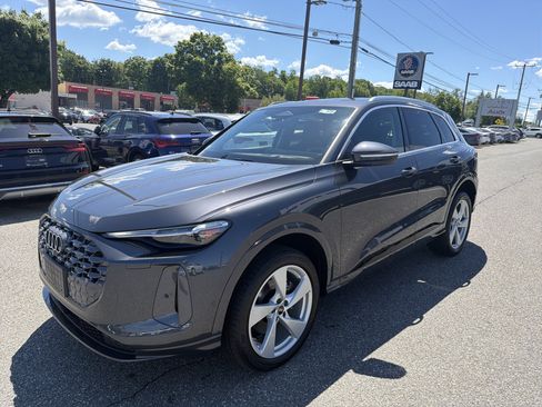 Certified 2025 Audi Q5 Premium w/ Premium Plus AWD/4WD image 3