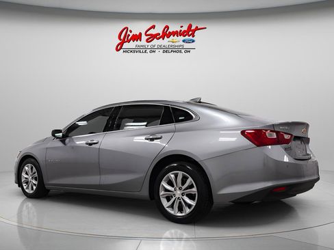 Used 2025 Chevrolet Malibu LT image 4