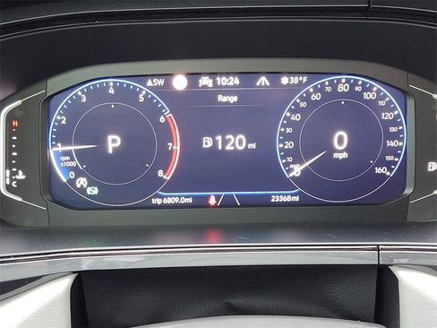 Used 2022 Volkswagen Taos SEL image 10