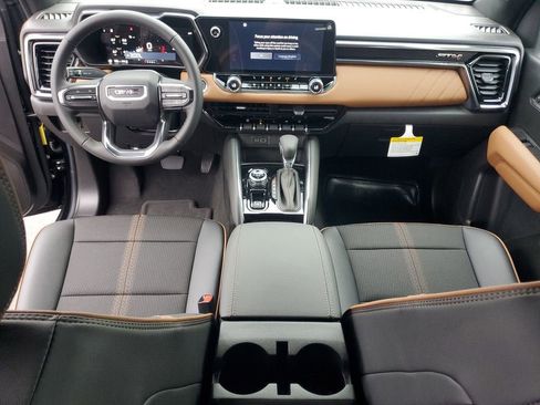 New 2026 GMC Canyon AT4 AWD/4WD image 15