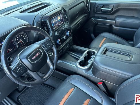 Used 2022 GMC Sierra 3500 AT4 w/ AT4 Premium Plus Package AWD/4WD image 10