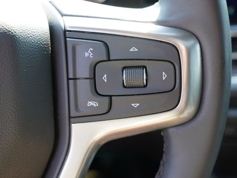 Used 2025 Chevrolet Silverado 3500 LTZ w/ LTZ Plus Package AWD/4WD image 37
