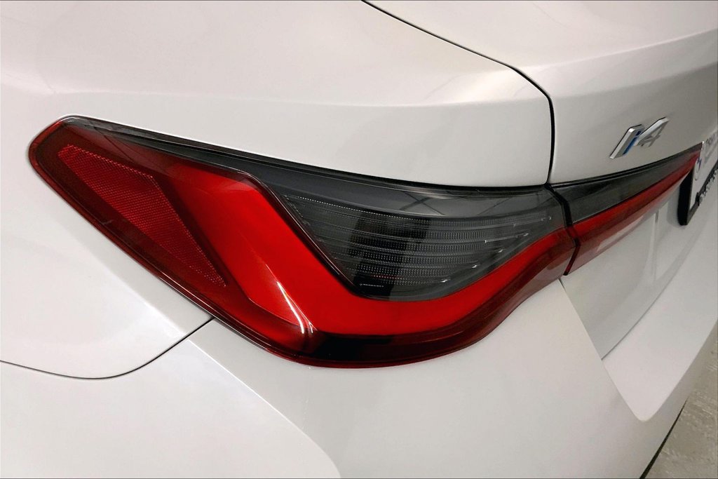 Certified 2023 BMW i4 eDrive35 RWD image 28