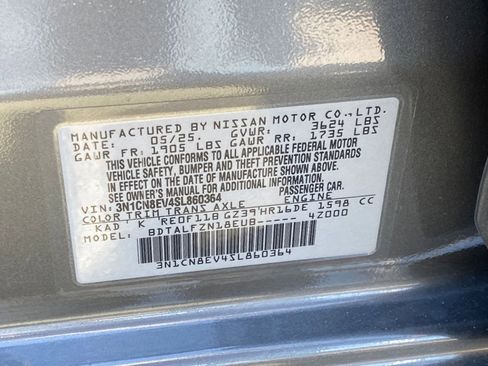 Used 2025 Nissan Versa SV image 27