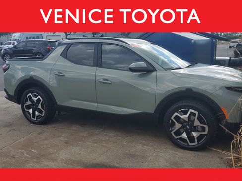 Used 2022 Hyundai Santa Cruz Limited AWD/4WD image 1