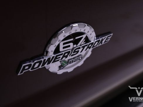 Used 2012 Ford F250 Lariat w/ Lariat Interior Pkg image 34