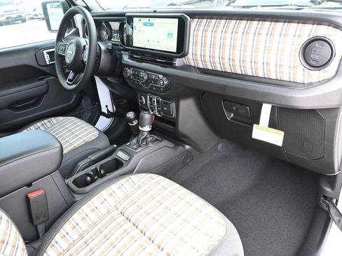 New 2026 Jeep Wrangler Unlimited Sport AWD/4WD image 30