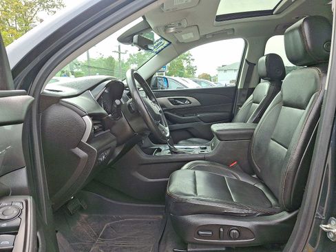 Certified 2018 Chevrolet Traverse LT w/ LPO, Floor Liner Package image 14