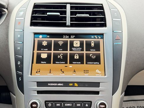 Used 2017 Lincoln MKZ Reserve w/ Climate Package image 61