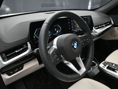 New 2026 BMW X1 xDrive28i w/ Convenience Package AWD/4WD image 12