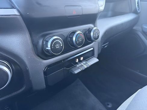 Used 2022 RAM 1500 Big Horn image 23