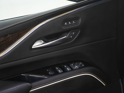 Used 2024 Cadillac Escalade ESV Sport Platinum w/ LPO, ONYX Package image 26