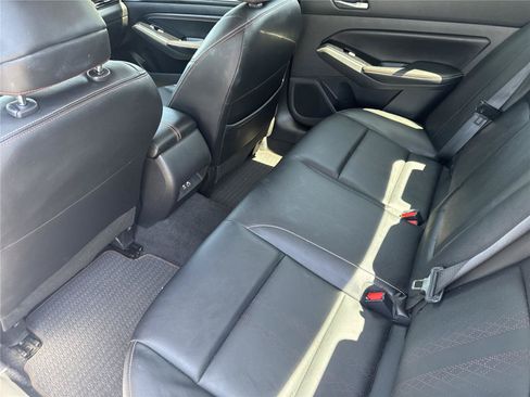 Used 2023 Nissan Altima 2.5 SR w/ SR Premium Package FWD image 30