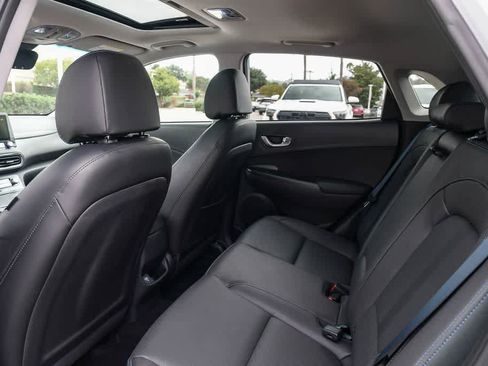 Used 2023 Hyundai Kona Limited w/ Cargo Package FWD image 18