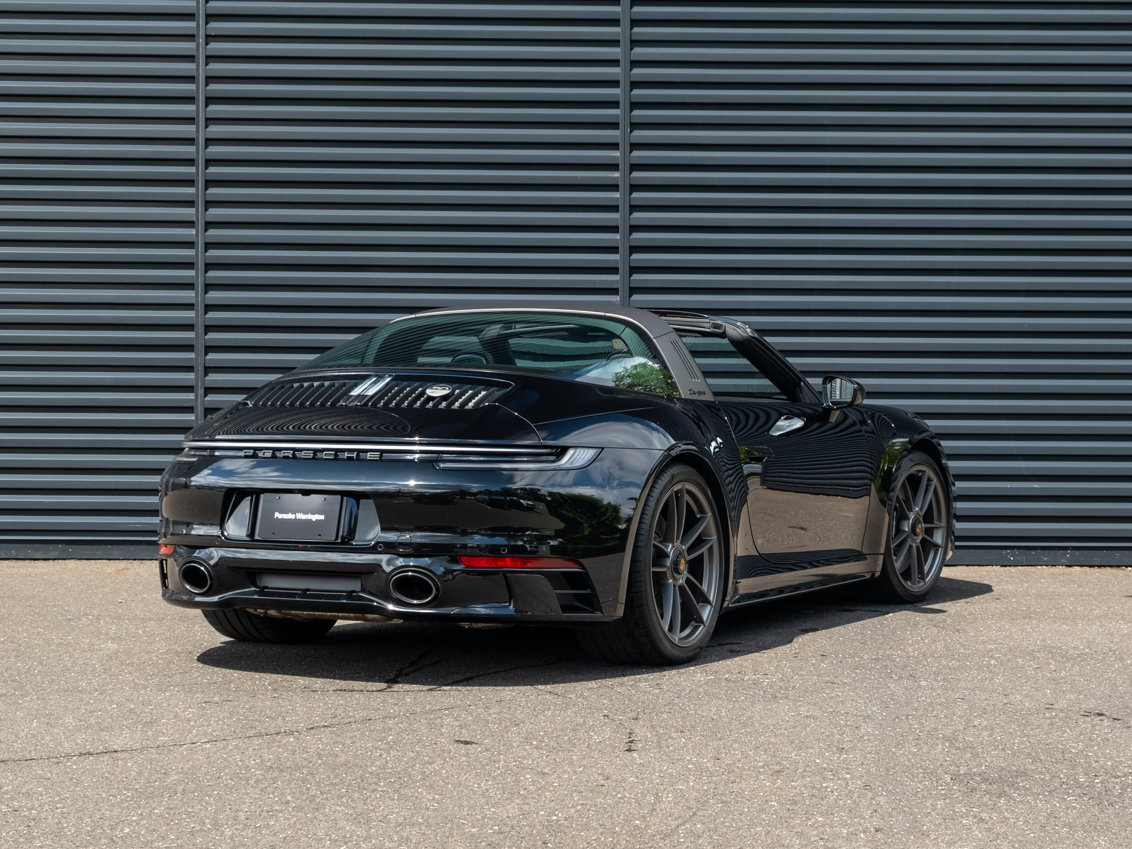 Certified 2022 Porsche 911 Targa 4 GTS AWD/4WD image 8
