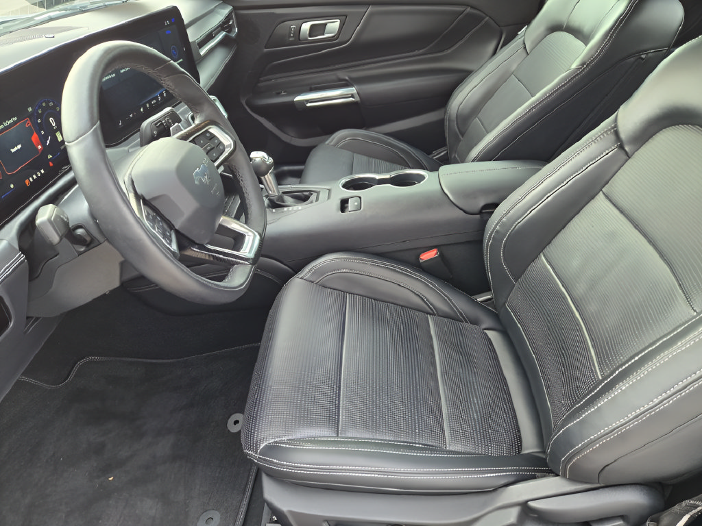 Used 2024 Ford Mustang GT Premium RWD image 13