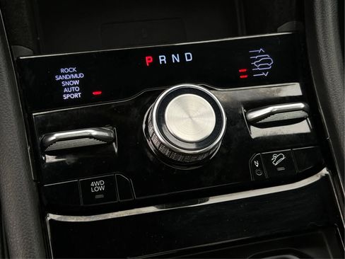 Used 2021 Jeep Grand Cherokee L Overland w/ Advanced Protech Group III AWD/4WD image 45