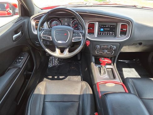 Used 2020 Dodge Charger SXT w/ Leather Interior Group RWD image 25