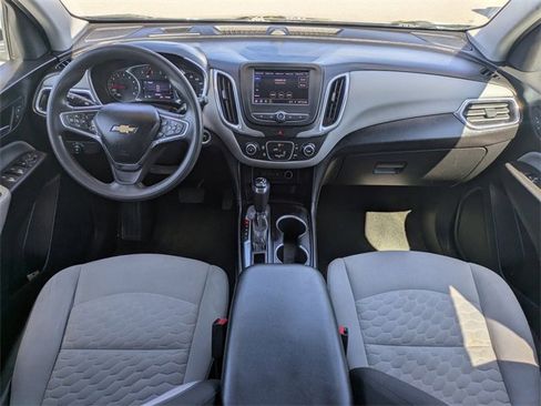 Used 2020 Chevrolet Equinox LT image 19