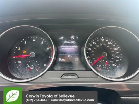 Used 2018 Volkswagen Tiguan SE FWD image 9