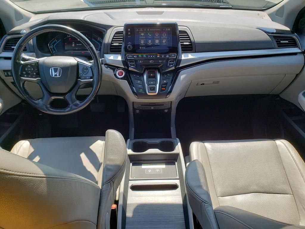 Used 2018 Honda Odyssey Elite image 12