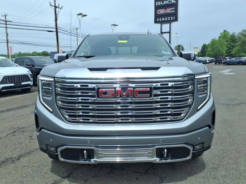 Used 2024 GMC Sierra 1500 Denali w/ Denali Reserve Package AWD/4WD image 9