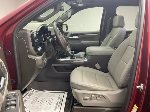 Certified 2026 Chevrolet Silverado 1500 LTZ AWD/4WD image 14