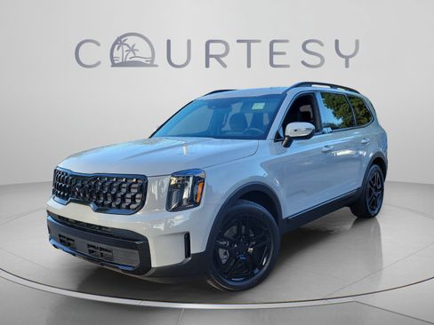 Used 2025 Kia Telluride EX X-Line AWD/4WD image 1