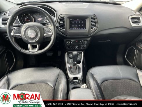 Used 2017 Jeep Compass Latitude w/ Popular Equipment Group image 14