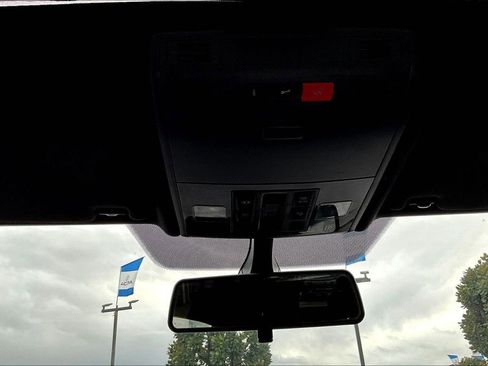 Used 2016 Volkswagen GTI SE image 14