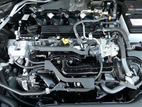 Used 2025 Toyota Corolla XSE image 29