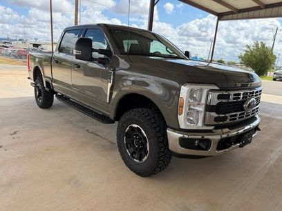 New 2026 Ford F250 XLT w/ Tremor Off-Road Package