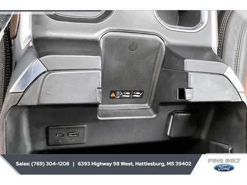 Used 2024 Chevrolet Silverado 1500 High Country AWD/4WD image 24
