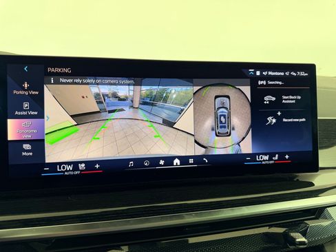 Certified 2026 BMW X7 xDrive40i AWD/4WD image 32