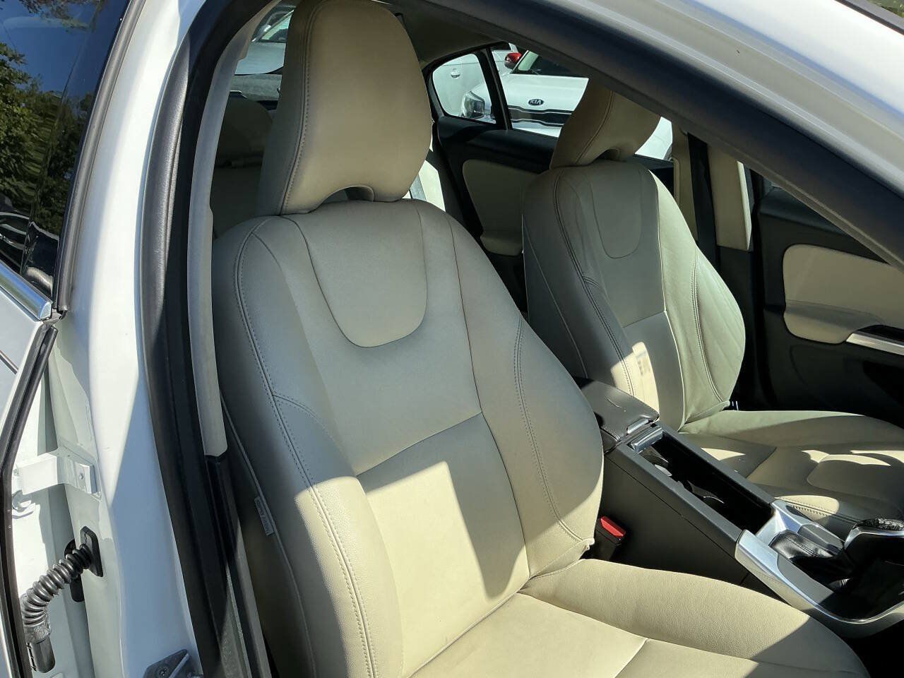 Used 2016 Volvo S60 T5 Premier w/ Convenience Package FWD image 37