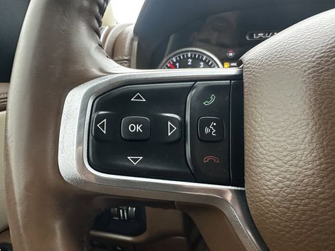 Used 2019 RAM 1500 Laramie image 46