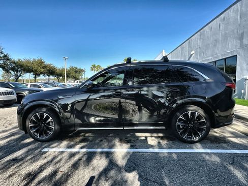 Used 2025 MAZDA CX-90 3.3 Turbo S w/ Premium Package image 3