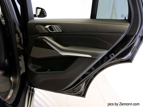 Certified 2025 BMW X5 xDrive40i w/ Premium Package image 32