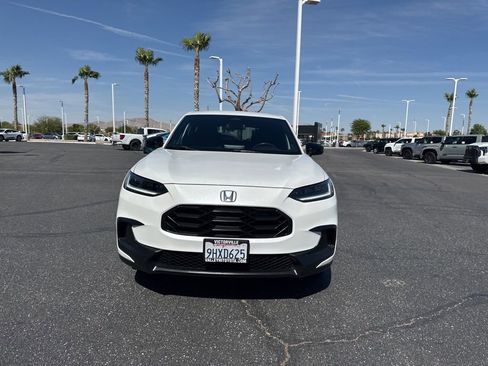 Used 2024 Honda HR-V Sport image 3
