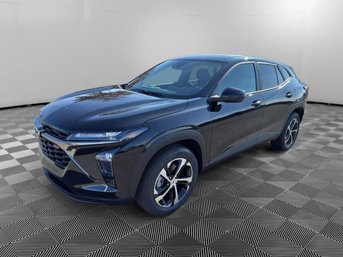 New 2026 Chevrolet Trax RS w/ Sunroof Package image 3