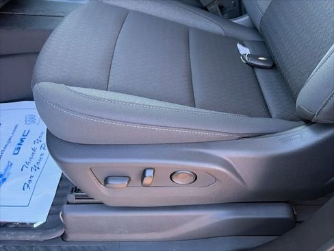 New 2026 Chevrolet Silverado 1500 Custom Trail Boss w/ LPO, Dark Essentials Package AWD/4WD image 18