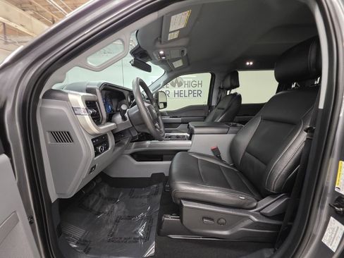 Used 2023 Ford F250 XLT w/ XLT Premium Package AWD/4WD image 19