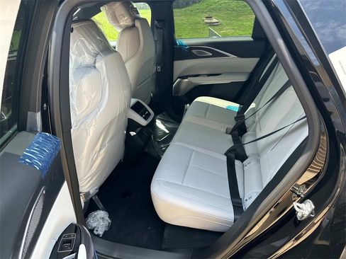 New 2025 Cadillac Lyriq Sport image 9