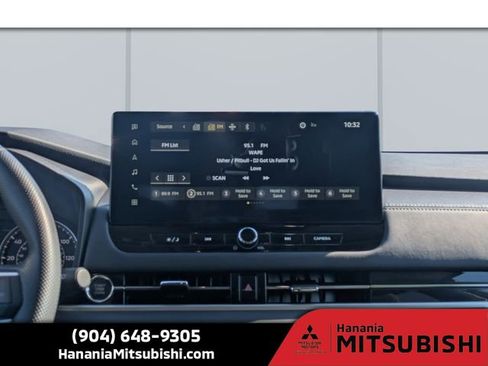 Used 2025 Mitsubishi Outlander ES image 18