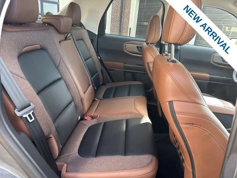 Used 2025 Ford Bronco Sport Outer Banks w/ Outer Banks Tech Package+ AWD/4WD image 11