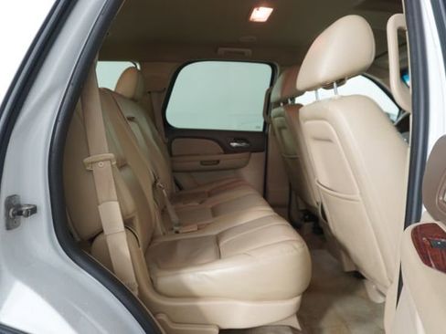 Used 2011 Chevrolet Tahoe LT w/ Regional Value Package image 38