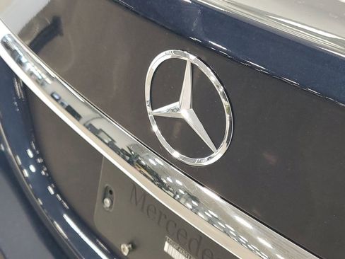 Used 2018 Mercedes-Benz C 300 4MATIC Sedan image 7