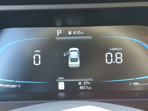 Certified 2025 Hyundai Elantra Sport image 20